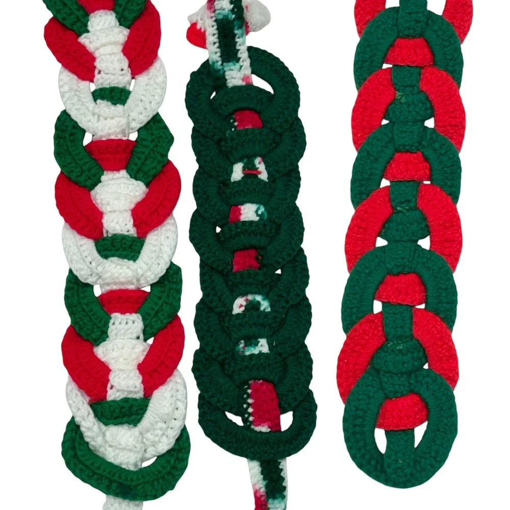 Vintage Hand Crocheted Christmas Wall Hanging Decor‎ Wreaths & Bells Set Of 3
